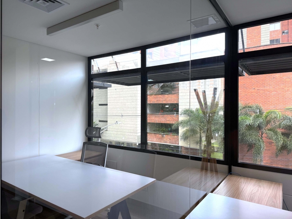 Oficina En Arriendo Los Colores Medellín Antioquia — foto 3