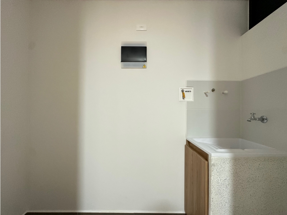 Apartamento En Venta Los Colores Medellín — foto 4