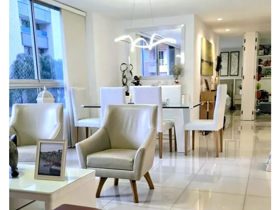 Apartamento En Venta Laureles Medellín Antioquia — foto 2