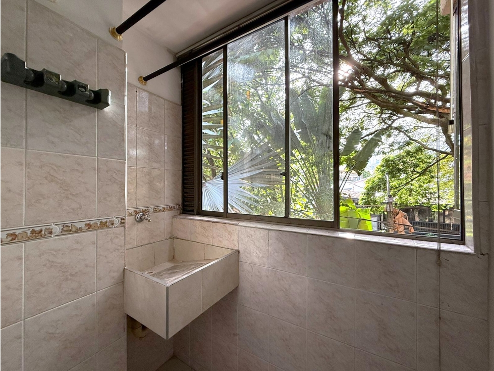Apartamento En Arriendo Estadio Medellín Antioquia — foto 4
