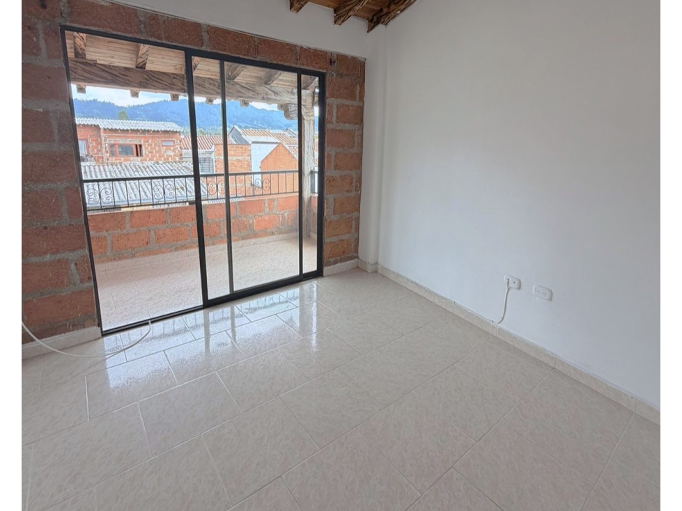 Casa En Venta La Ceja Antioquia — foto 3
