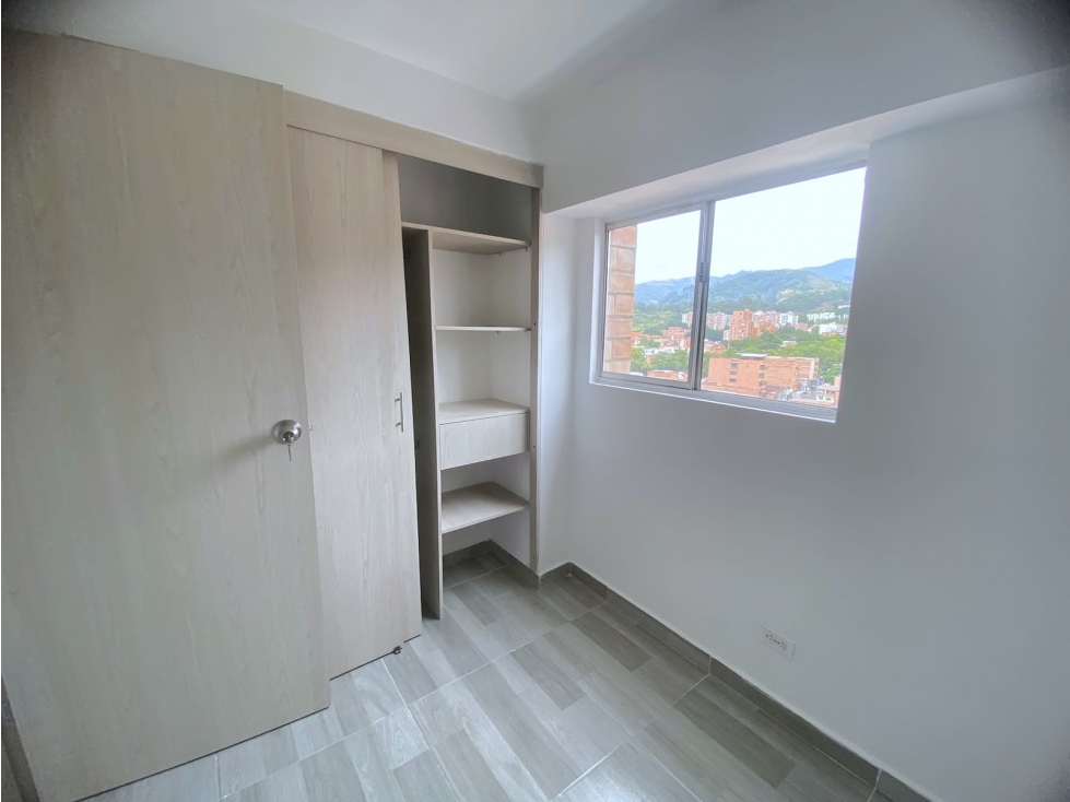 Apartamento En Arriendo Barrio Cristóbal Medellín Antioquia — foto 5