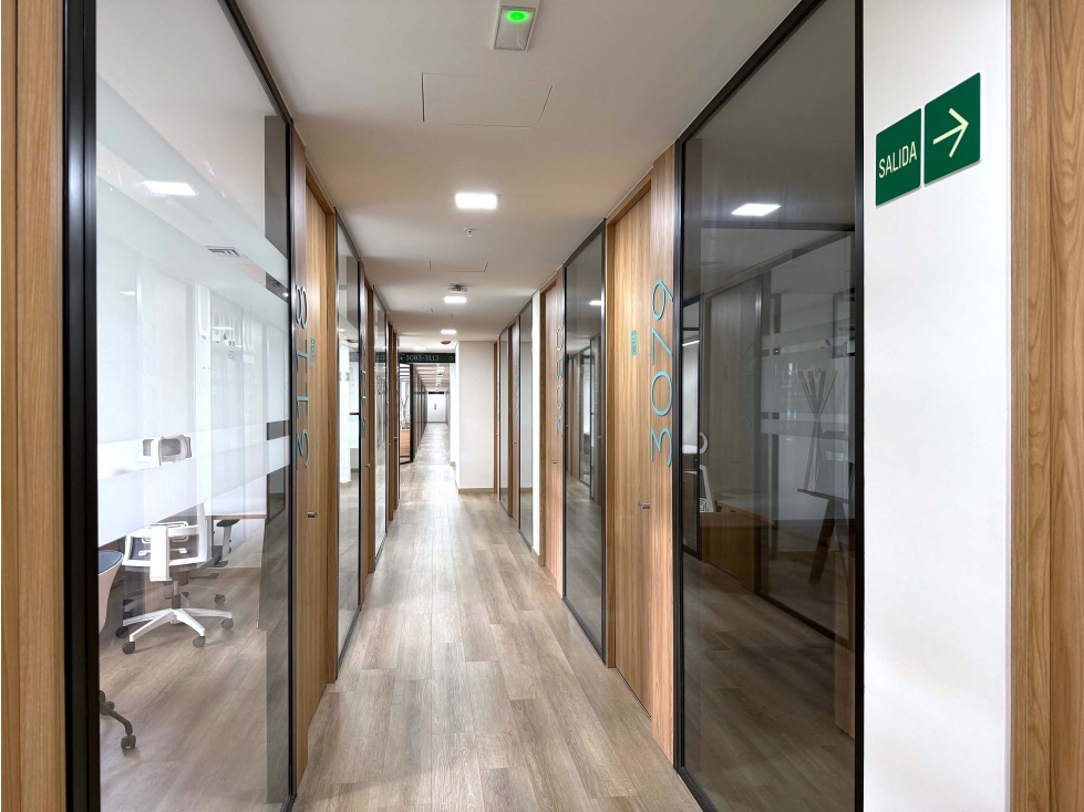 Oficina En Arriendo Los Colores Medellín Antioquia — foto 6