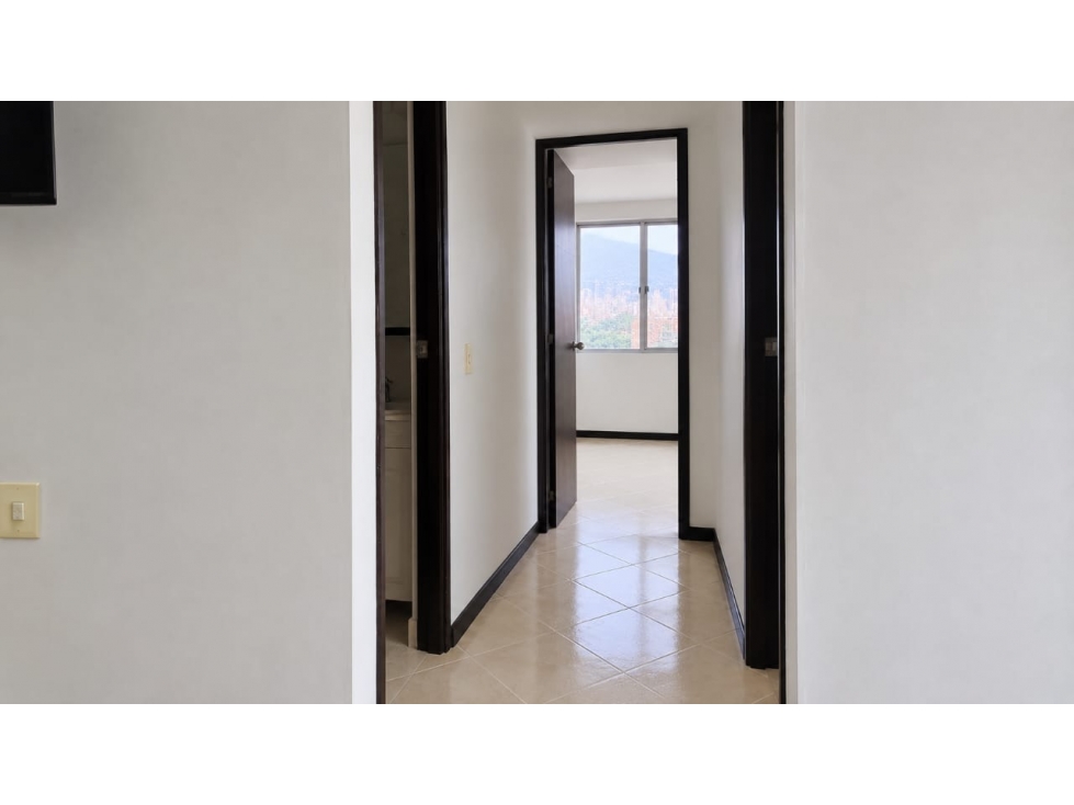 Apartamento En Arriendo Calasanz Parte Baja Medellín Antioquia — foto 2