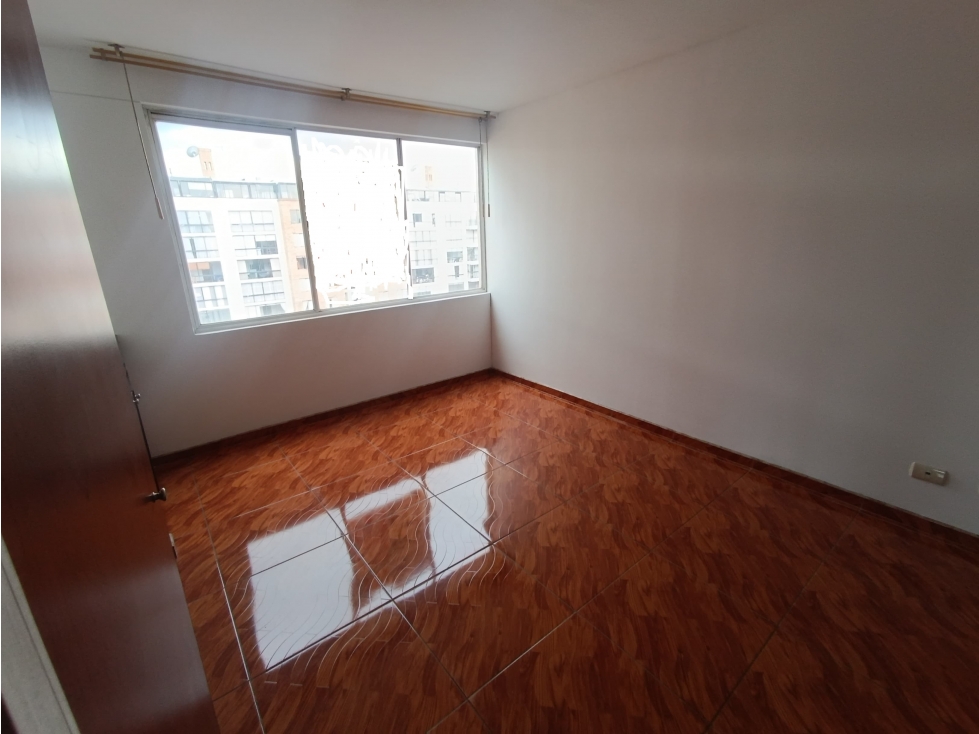 Arriendo Apartamento Amoblado en Ciudad Salitre