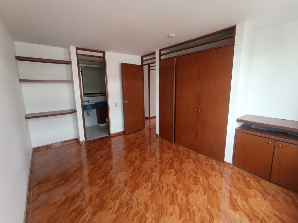 Arriendo Apartamento Amoblado en Ciudad Salitre — foto 5