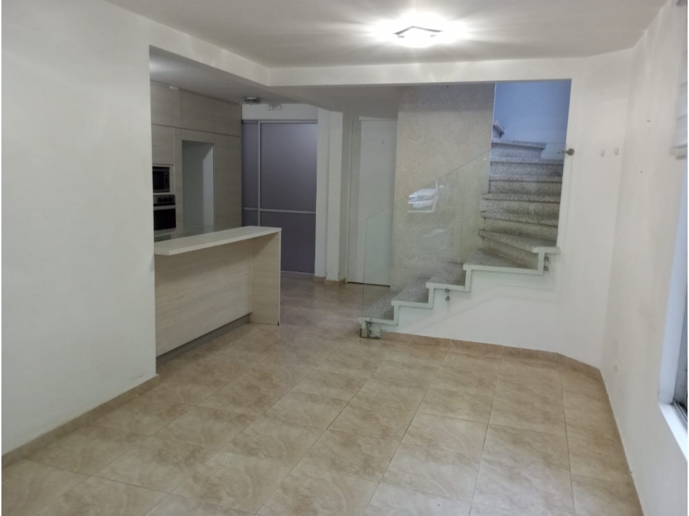 RENTA O VENTA CASA ESQUINERA CERRITOS CAMPESTRE GALICIA