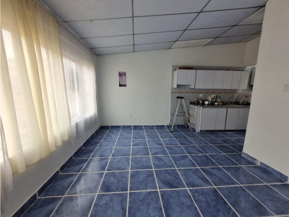 VENDO CASA UN SOLO PISO LOS MOLINOS DOS/DAS CONJUNTO CERRADO