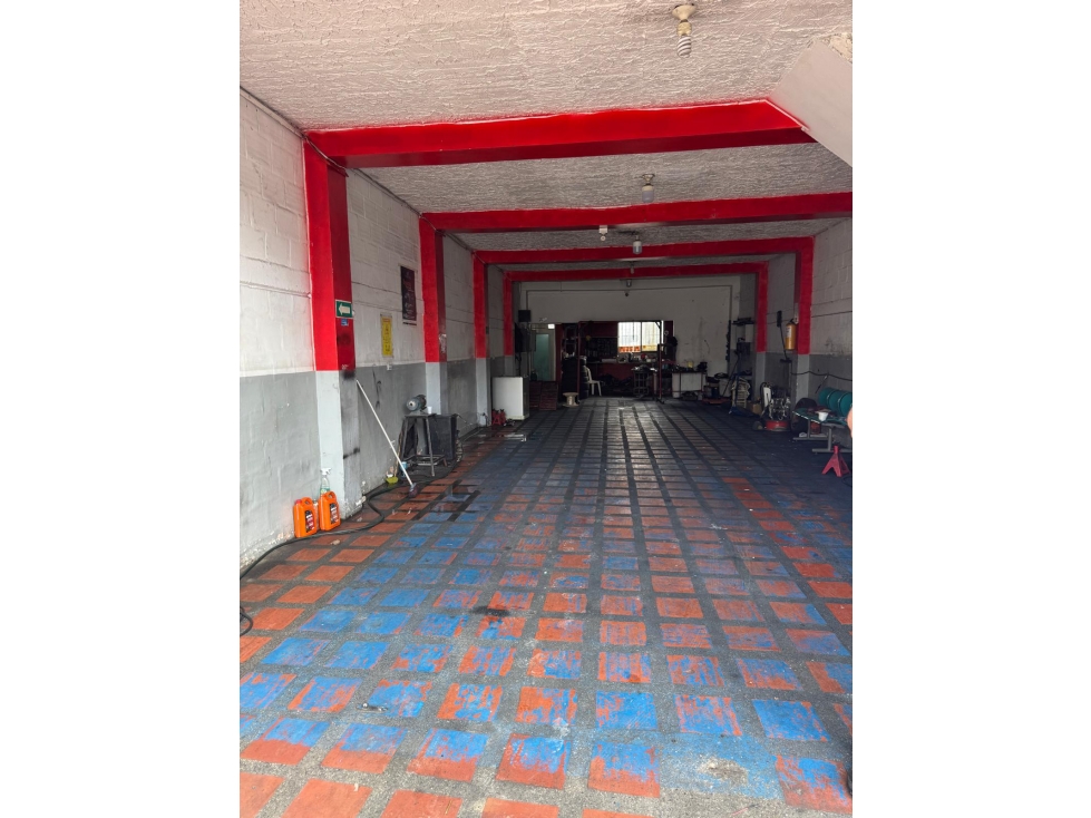 VENDO LOCALES INDEPENDIENTES AV 30 DE AGOSTO PEREIRA — foto 4