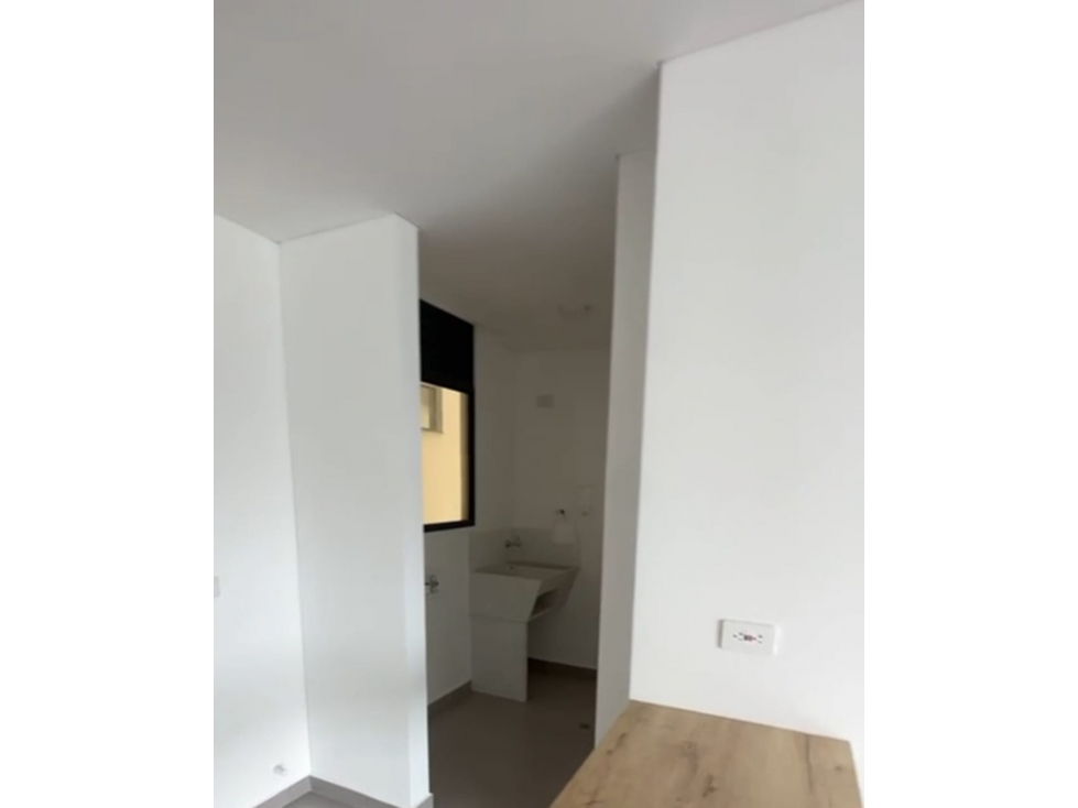 VENDO APARTAMENTO SECTOR PINARES — foto 4