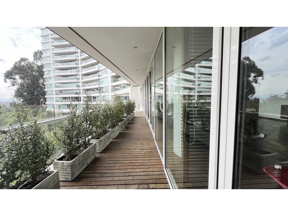 VENDO 289 m2 + 100 TERRAZA EN UNO DE LOS EDIFICIOS MAS TOP DE BOGOTA — foto 4