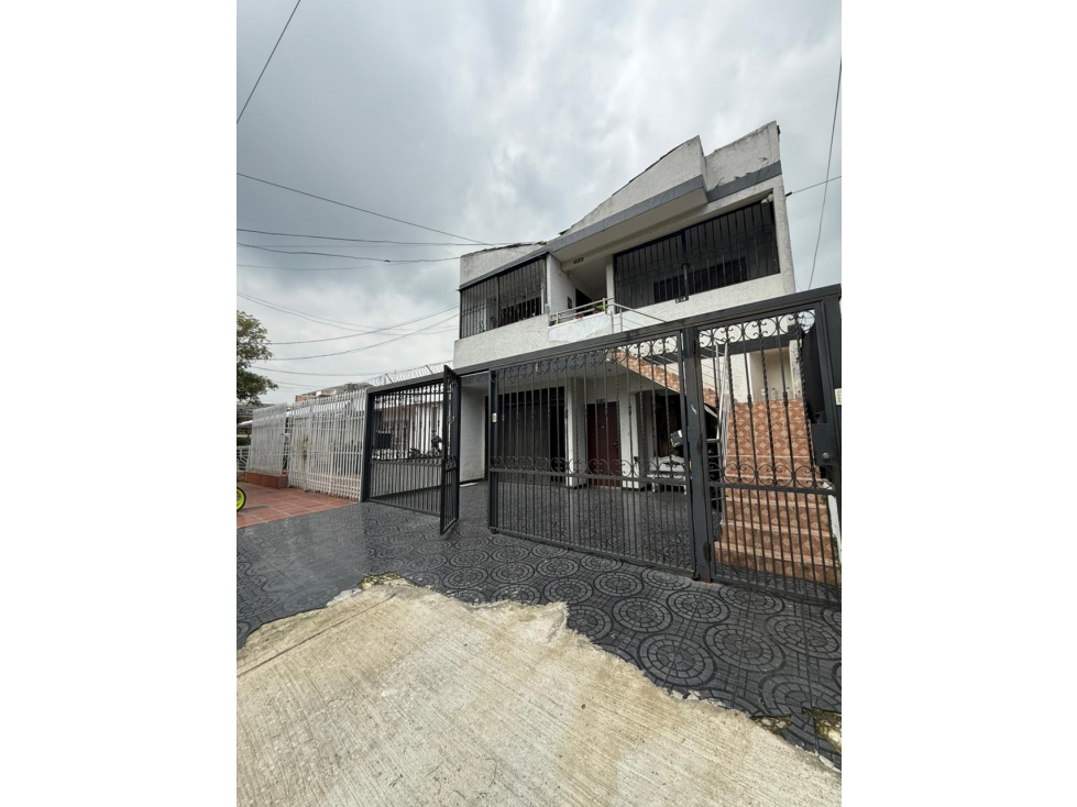 CASA EXTERNA VEHICULAR EN VENTA MULTIFAMILIAR EN EL TEMPLETE