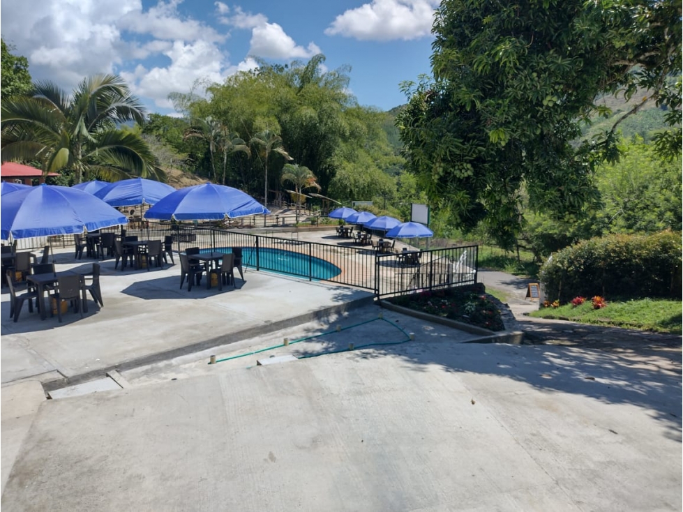 Vendo a PUERTA CERRADA Finca Hotel a 6 km de Marsella de Risaralda - 5
