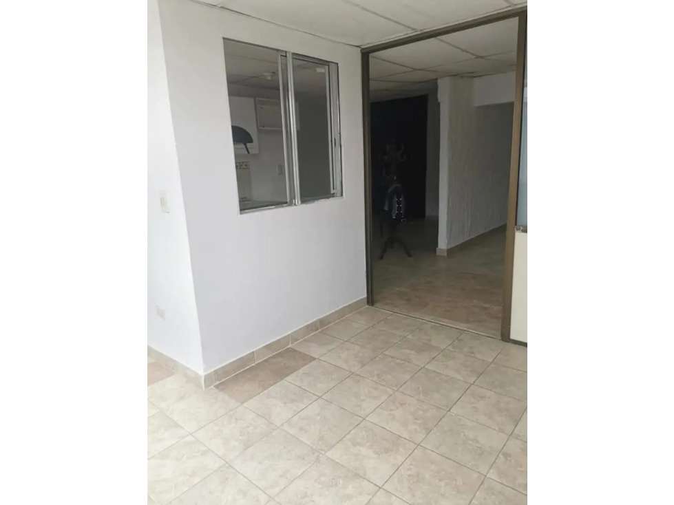 SE VENDE CASA PARA INVERSION REMODELADA DE 3 PISOS EN PANAMERICANO — foto 6