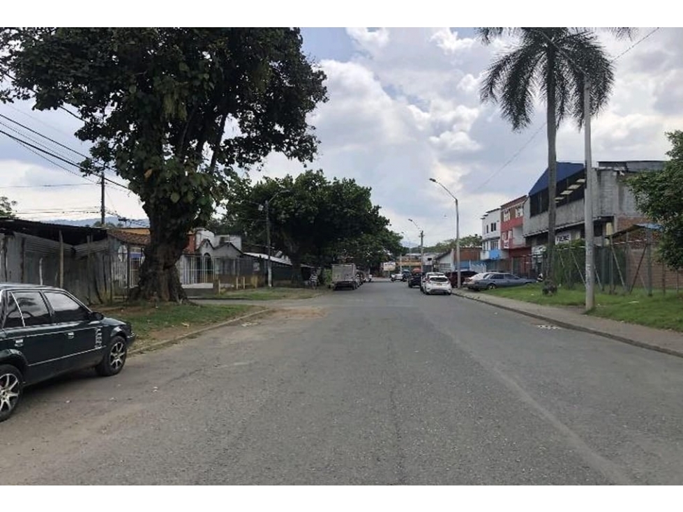 LOTE COMERCIAL EN VENTA SUR DE CALI - BUENOS AIRES - 2
