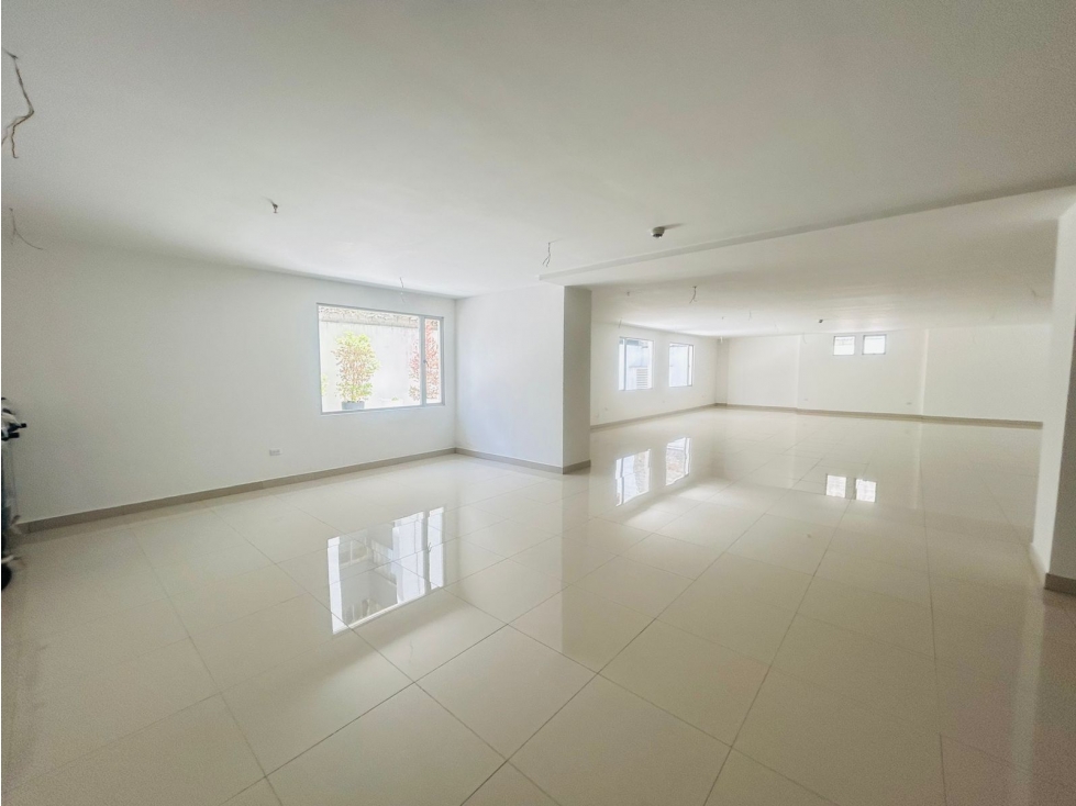 Jipijapa, Local Comercial en Renta, 1400m2, 2 Ambiente - 1