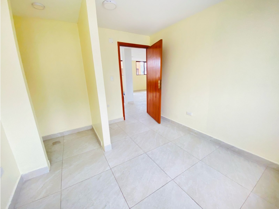 Iñaquito, Edificio en Renta, 450m2, 24 Ambientes - 3