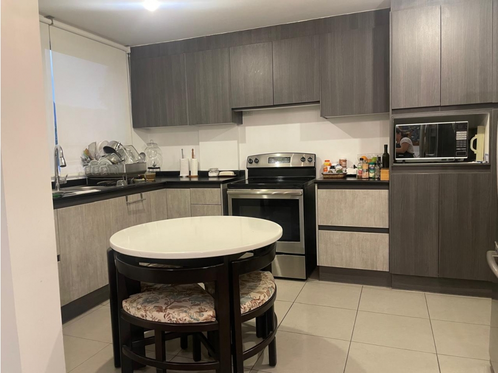 Cumbayá.La Primavera, Departamento en Venta, 140m2, 3 Habitaciones — foto 3
