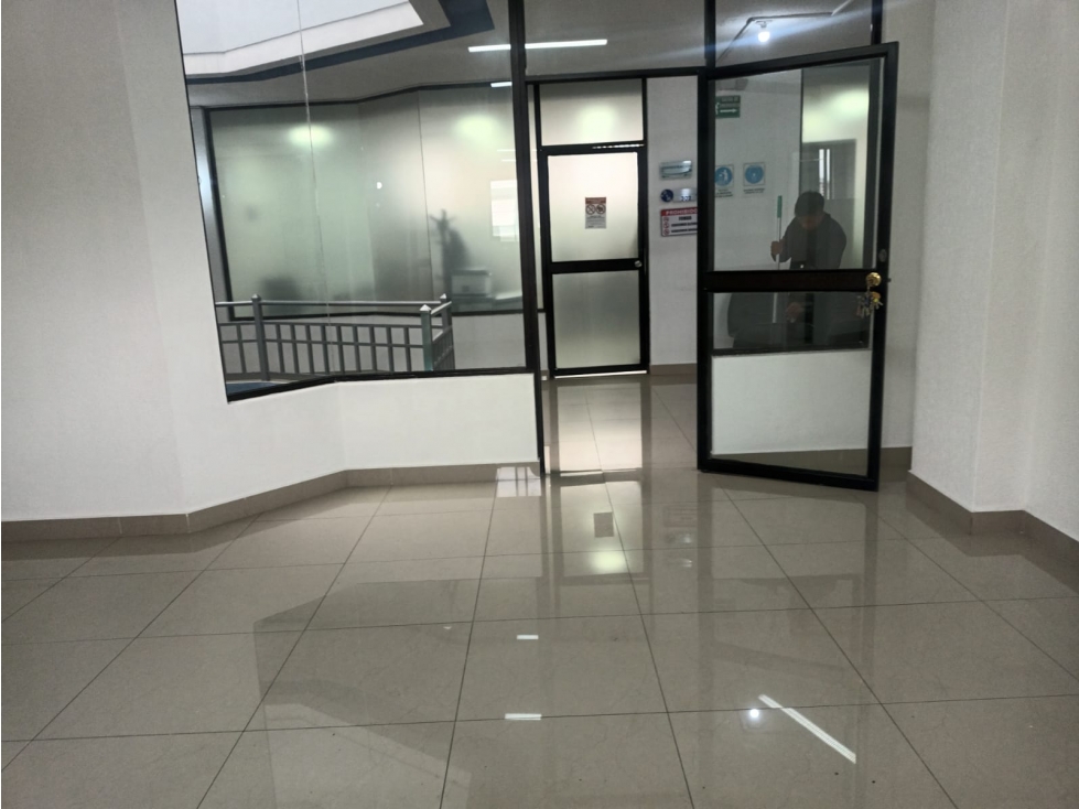 La Mariscal, De Oportunidad Oficina en Renta, 150m2 - 2