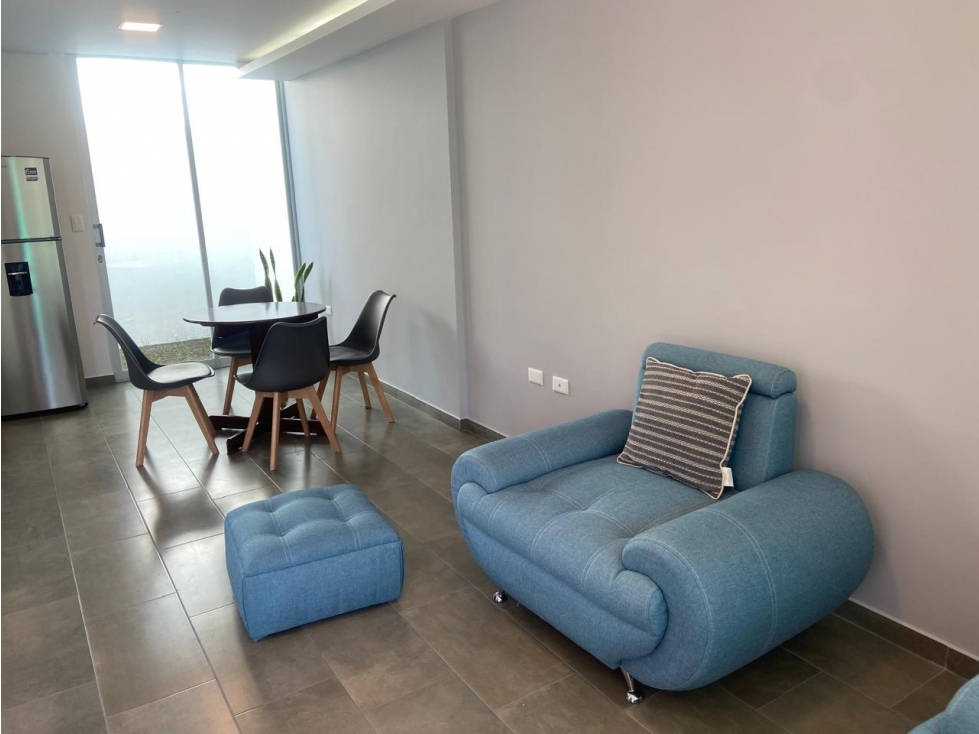 Mitad del Mundo, Casa nueva por estrenar en Venta, 122m2 — foto 2