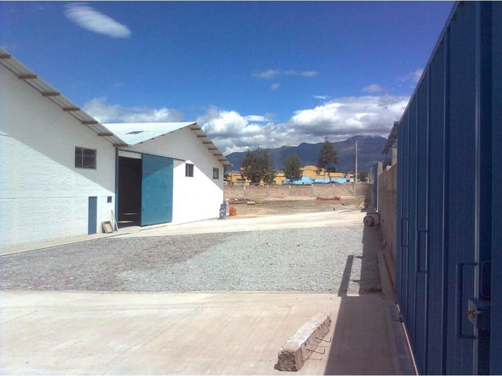 Calderón, De Oportunidad Bodega en Renta, 560m2 - 2