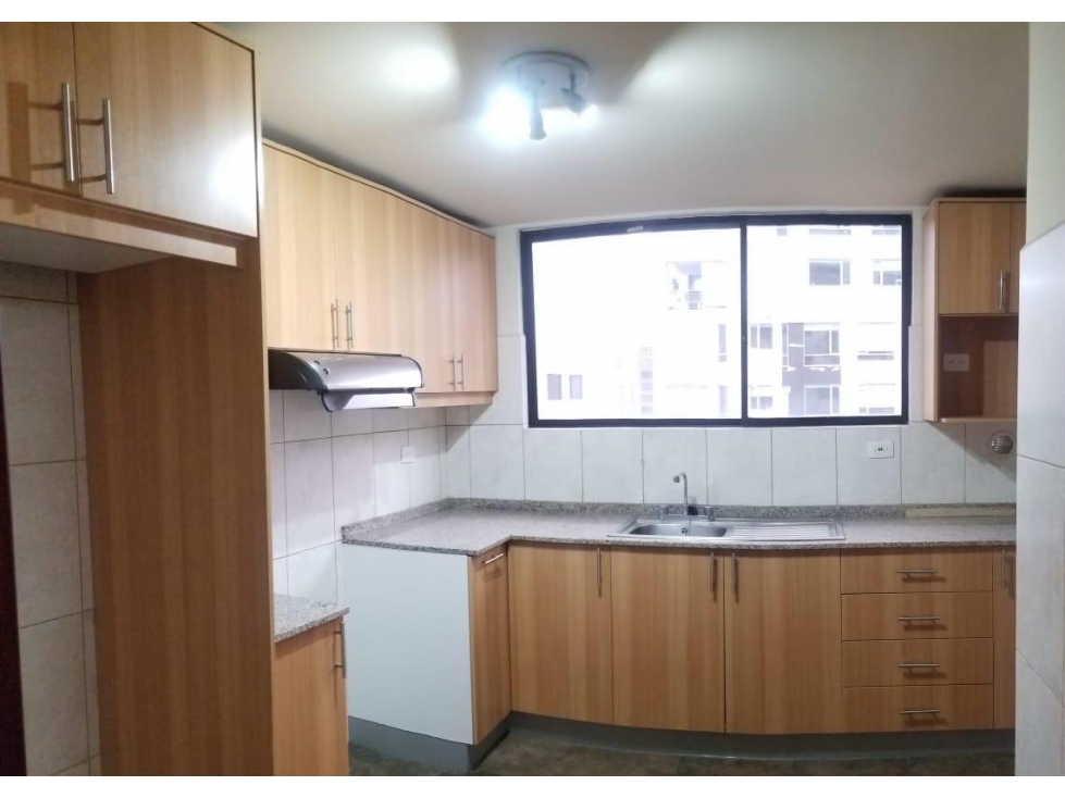 Bellavista, Departamento en Renta, 114m2, 3 Habitaciones - 3