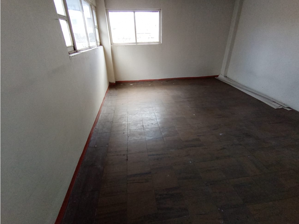 La Mariscal, Local Comercial en Renta, 600m2, 8 Ambientes - 2