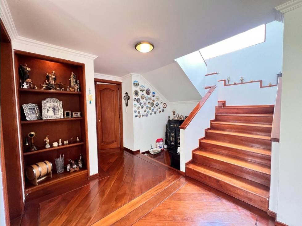 Tumbaco, Casa en Venta, 300m2, 3 Habitaciones — foto 4