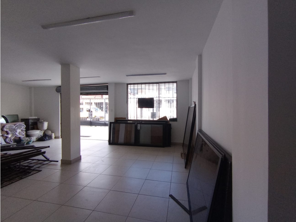 El Inca, Local Comercial en Renta, 57m2, 1 Ambiente - 1