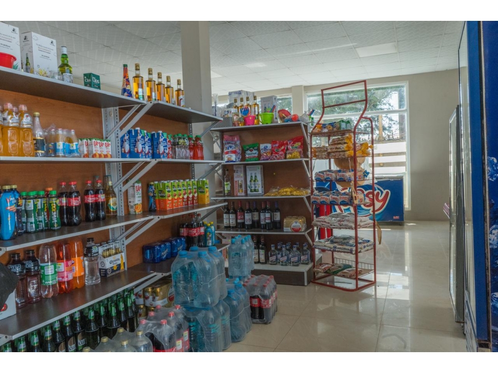 Guayas, Local Comercial equipado, Suite, Terreno en Venta, 835m2 - 3