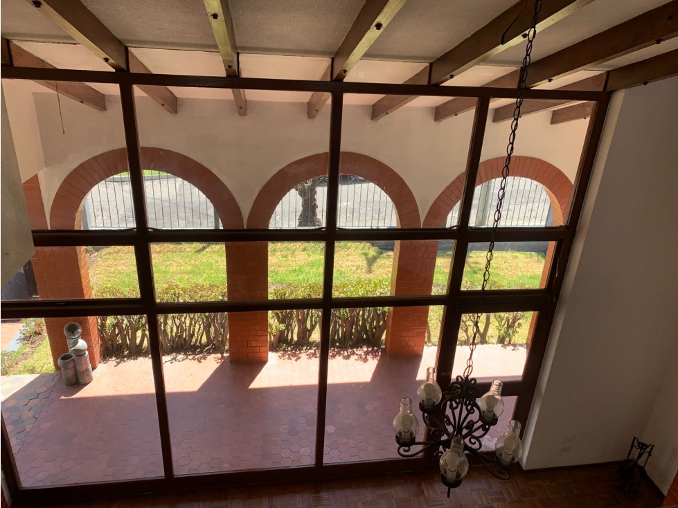 Quito Tenis, Casa en Renta, 421m2 - 3