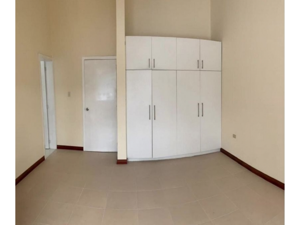 Tumbaco, La Morita Casa en Venta 232m2 , 3 dormitorios, patio 60m2 — foto 6