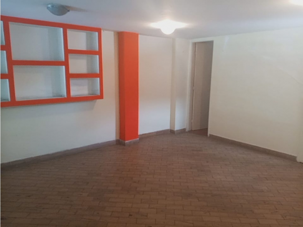 La Kennedy, Local Comercial en Renta, 145m2, 2 Ambientes — foto 4