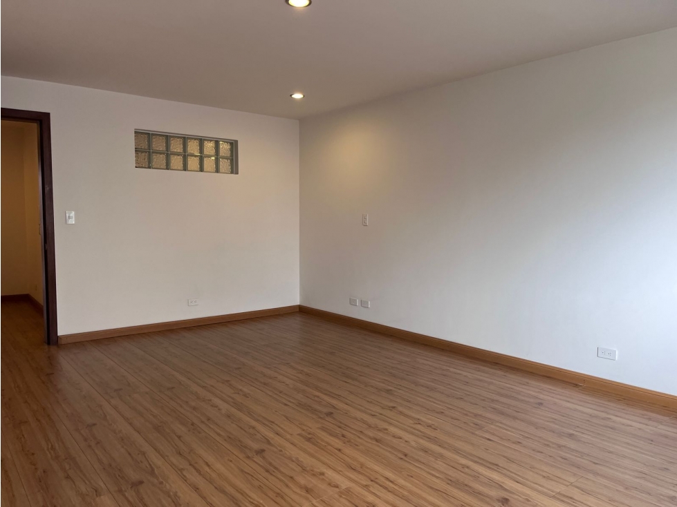 Ponceano, Departamento en Renta, 209.43m2, 3 Habitaciones — foto 3