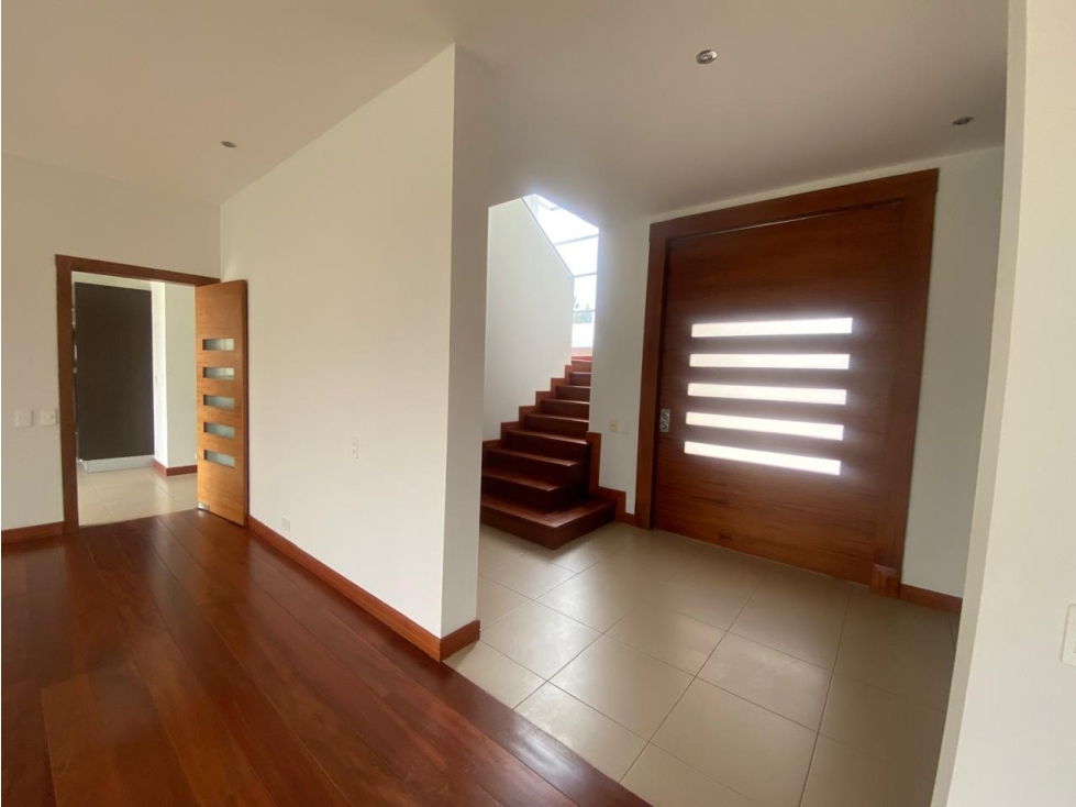 Cumbayá, Casa en Venta, 286m2, 3 Habitaciones — foto 5