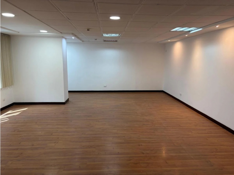 Republica de El Salvador , Oficina en Renta, 57m2 — foto 2