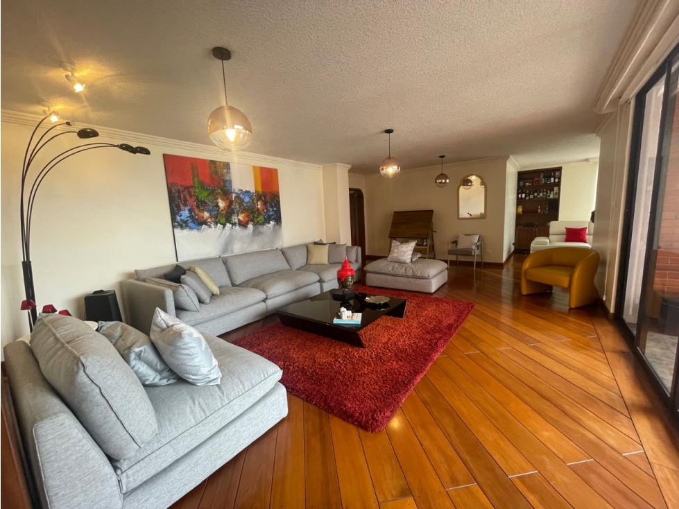 González Suárez, Departamento en Venta, 332m2