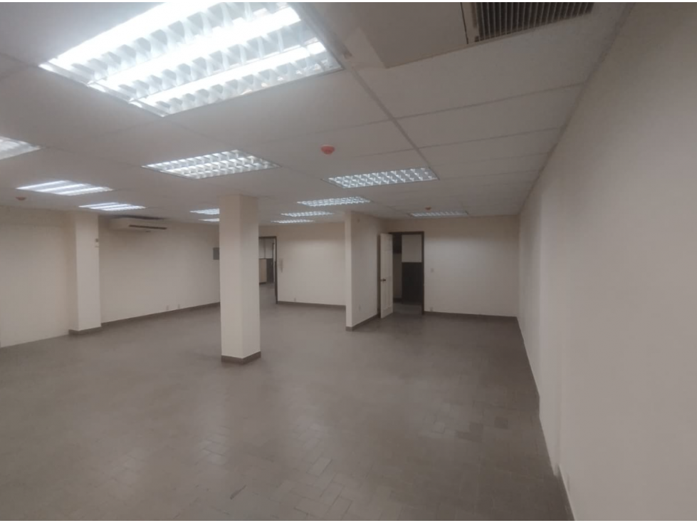 Garzota, De Oportunidad Oficina en Renta, 400m2 - 1
