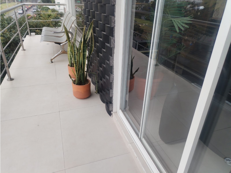 La Primavera, De Oportunidad Oficina sin muebles en Renta, con 143m2 — foto 2