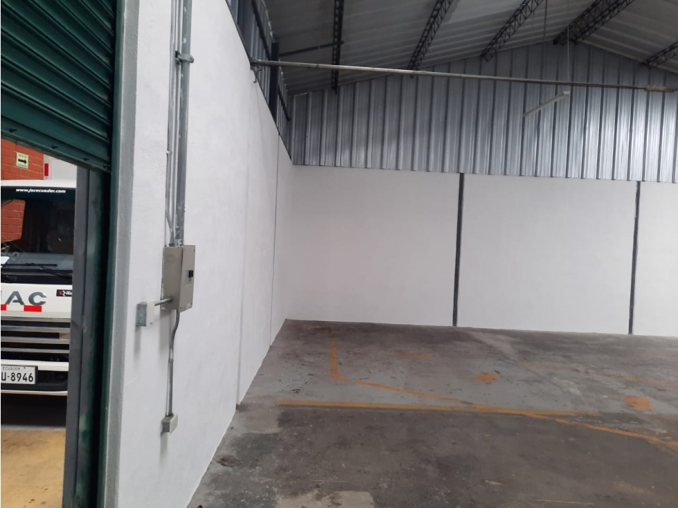El Condado , De Oportunidad Bodega15Aen Renta, 69M2 - 3