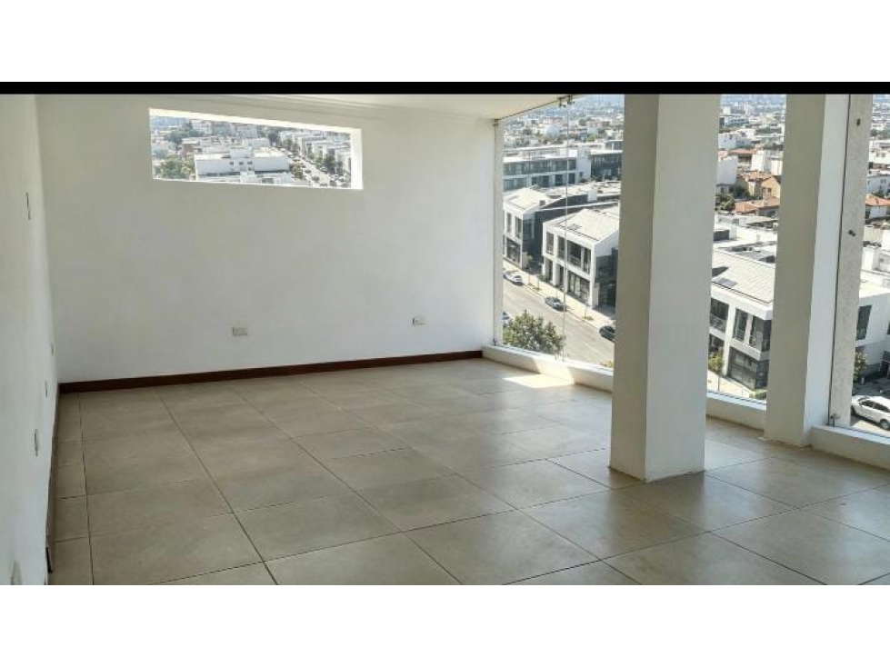 La Carolina, Edificio Comercial en Renta, 720M2