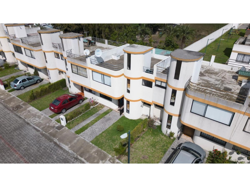 Calderón, Hermosa Casa en Venta, 134,08m2