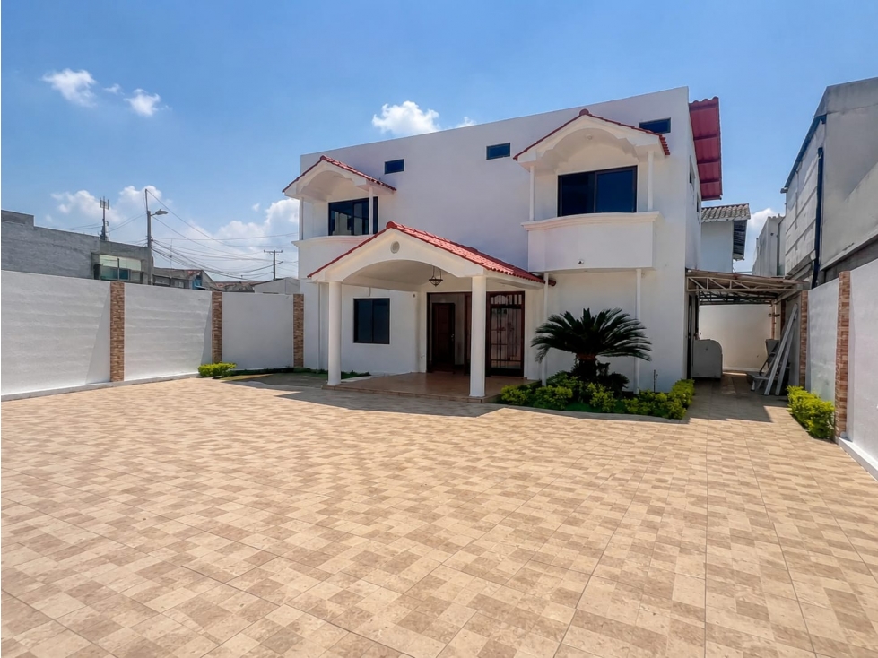 Samborondón, Casa en Venta 176 m² de construcción,324 m² de terreno