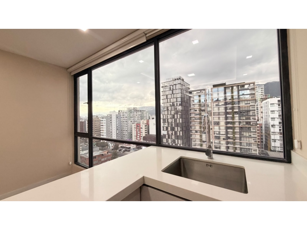 Departamento 3 habitaciones, vista 100 m2, 1 estacionamiento, 1 bod