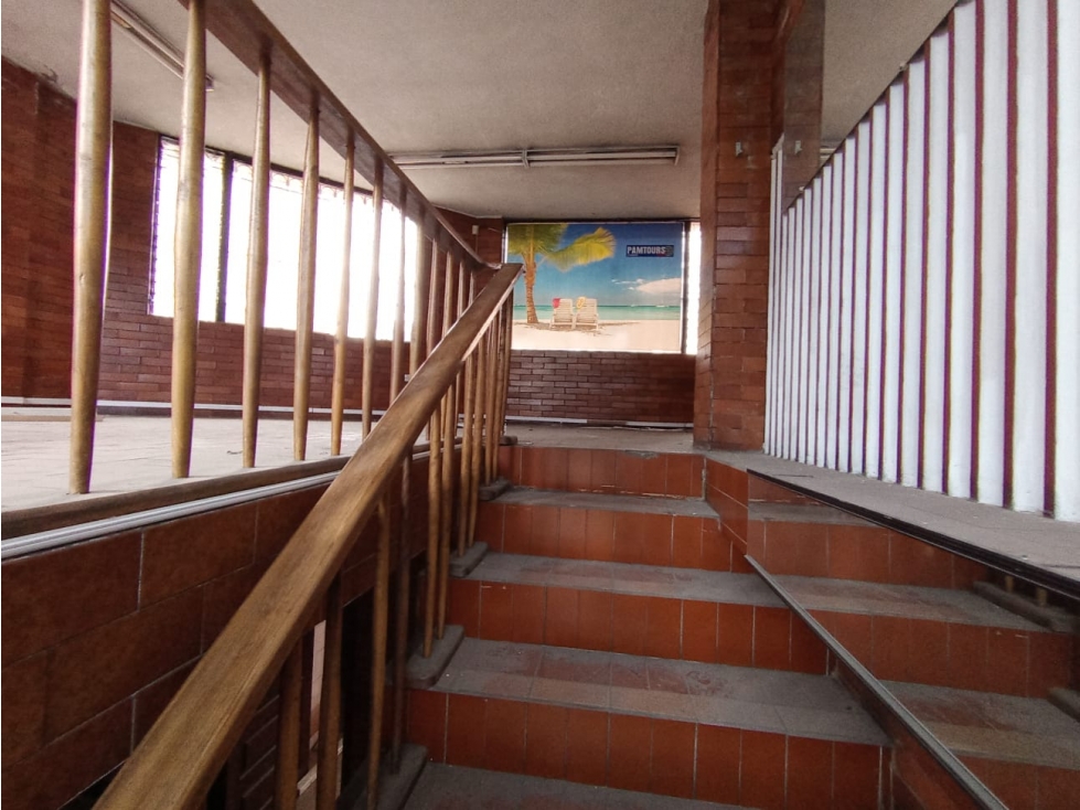 La Mariscal, Local Comercial en Renta, 120m2, 3 Ambientes - 4