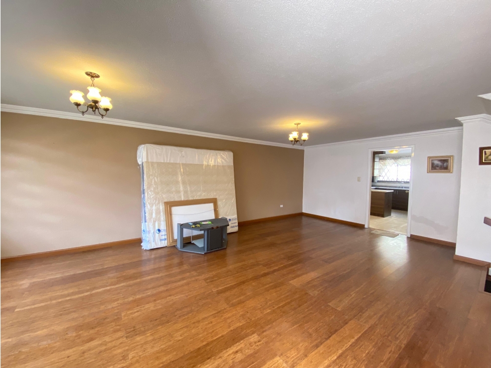 Solca, Casa en Venta, 324m2, 3 Habitaciones — foto 2