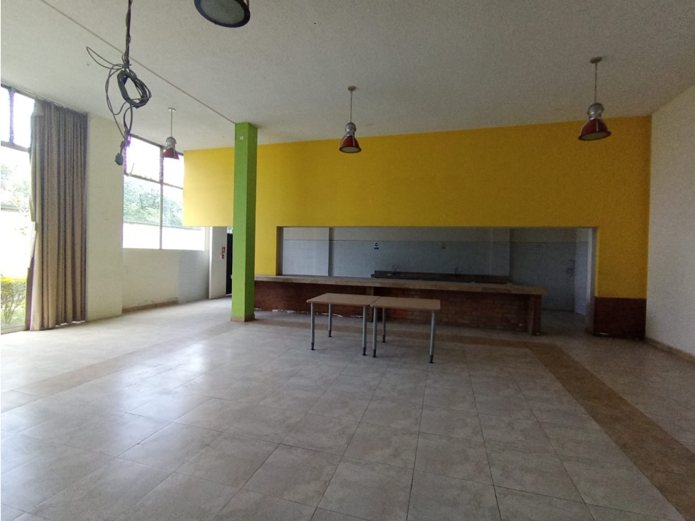 Galo Plaza, Galpón en Venta, 9.716 m2, 2 Pisos $5.750.000 - 1