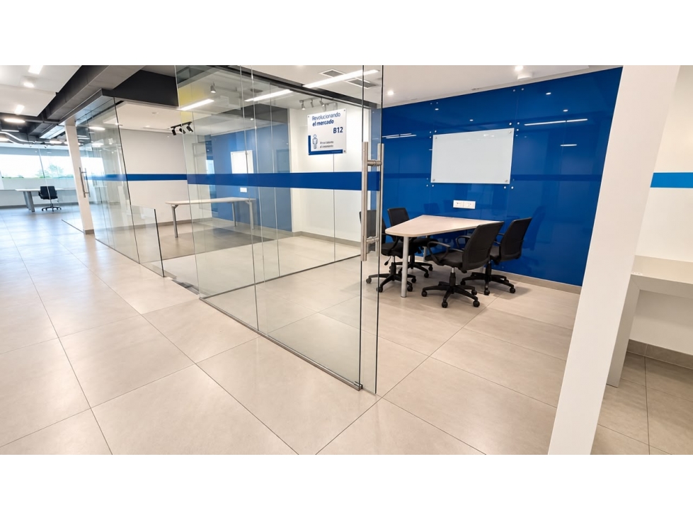 República De El Salvador, oficina comercial en renta, 676M2 - 3