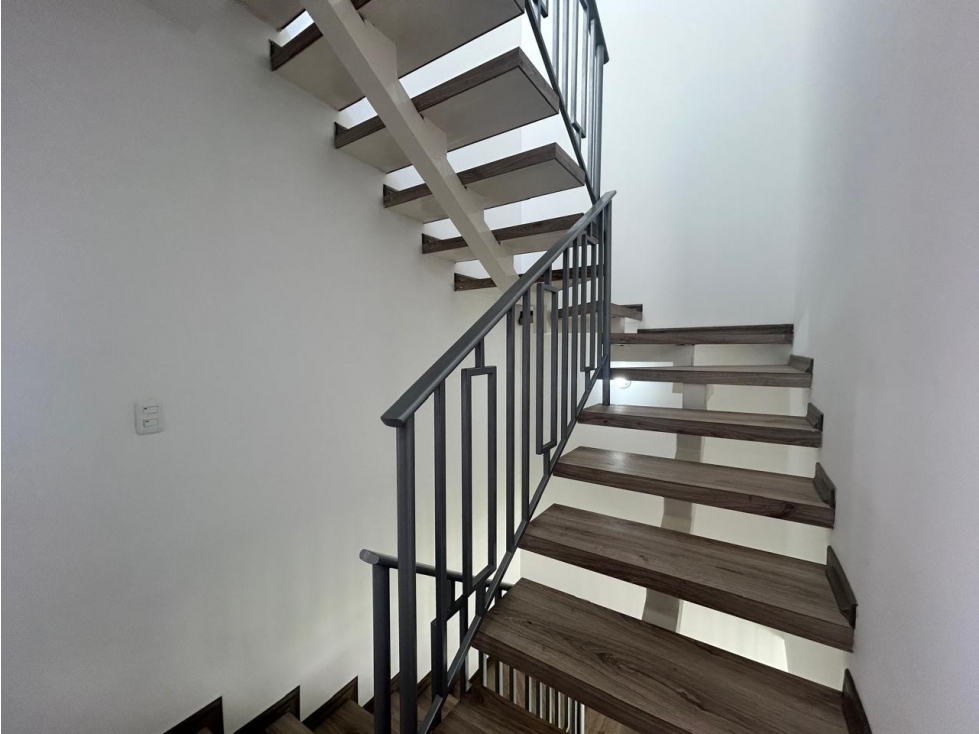 Calderón, Hermosa Casa en Venta, 246m2 — foto 4