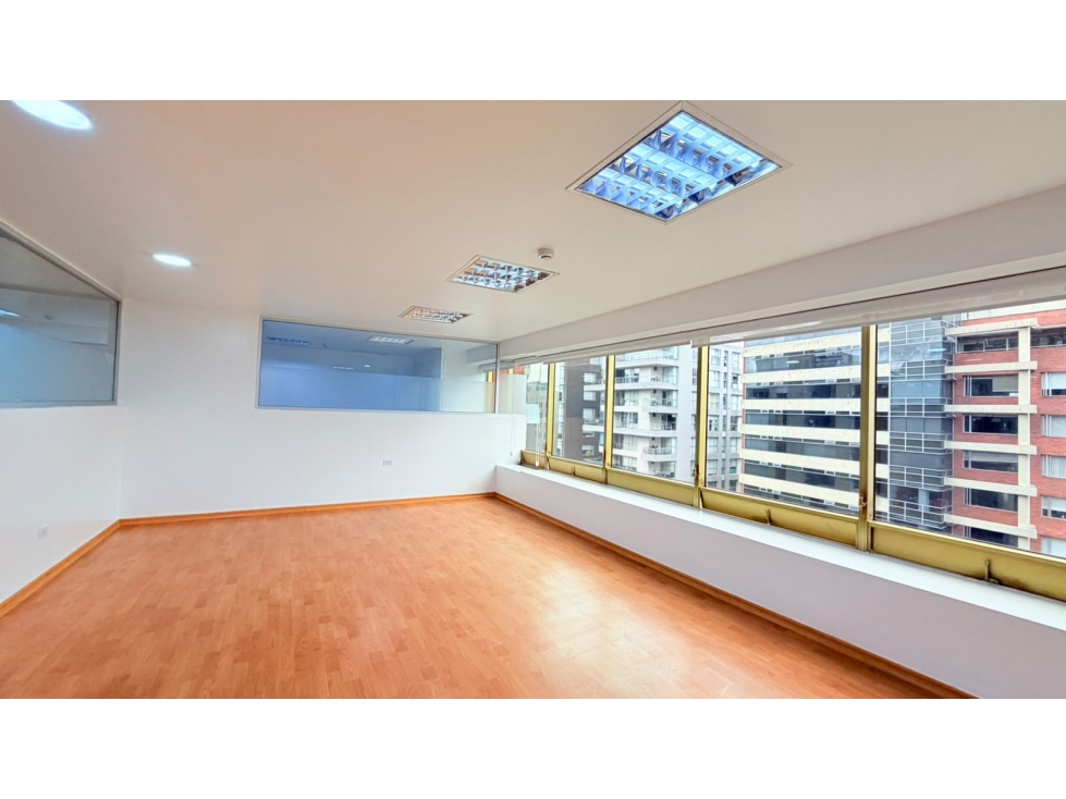 Republica De el Salvador, Oficina comercial en Renta, 164M2 — foto 2